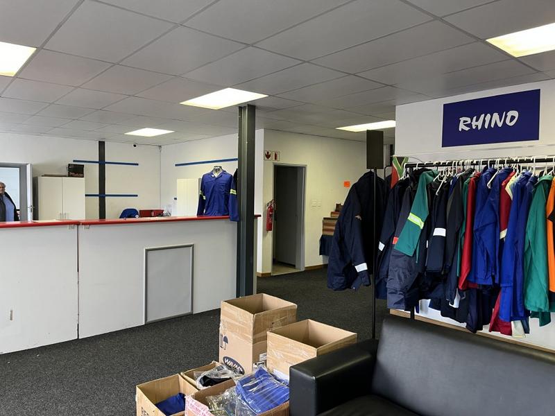 To Let commercial Property for Rent in Maitland Western Cape